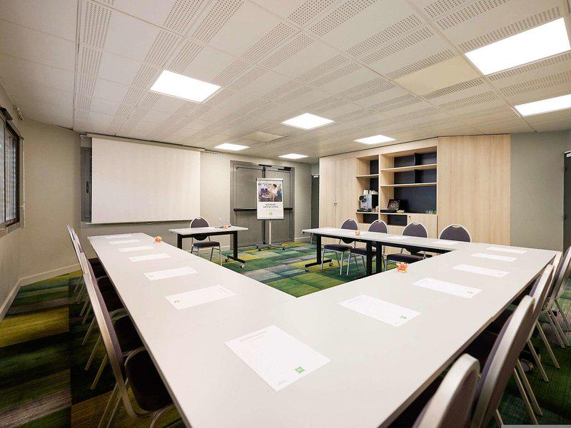 CFE11FE32912315632637957FA4125ED