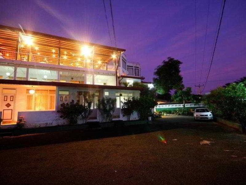 D389272E2907EA0AF4D80AF9FF5E170B