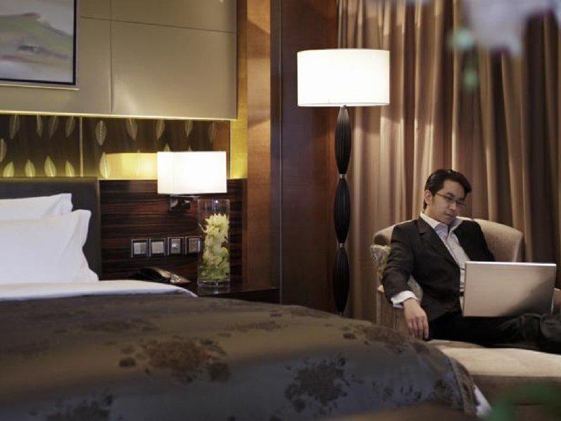 4C336B675C85E4D046CA608ECF930693