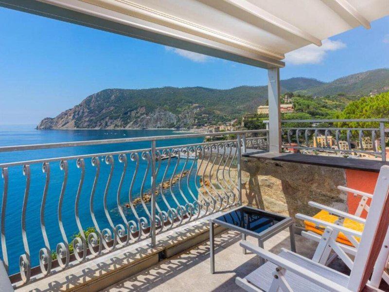 49D437BA2C958BB6C310C0C1CC7EFB3A