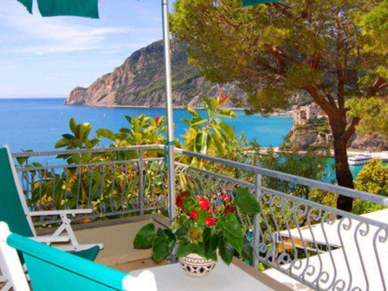 51DC47A390F12B851CE5CB7E80F4E7CC