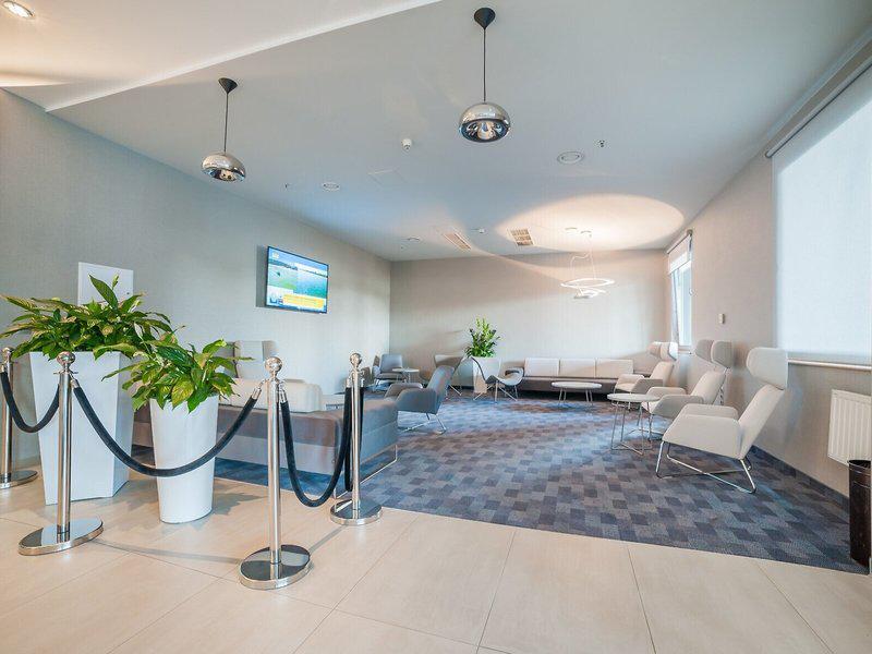 0D3977C59B17DEA19F6087EB77757736