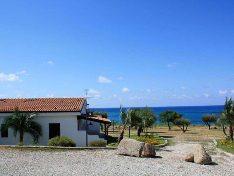 D4BB7D5725CD6862F6DC93B7C43B8926