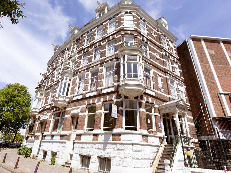 EA1900C12C212827A3C7C87B94363FA7