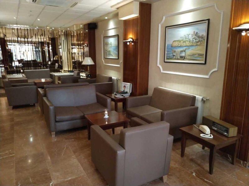 2E14A40BDB3671D089344F420FCA9A95