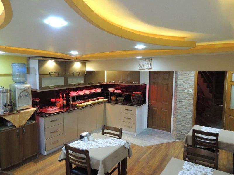 A6D15B0FD857A24C82EA33F9E914D253