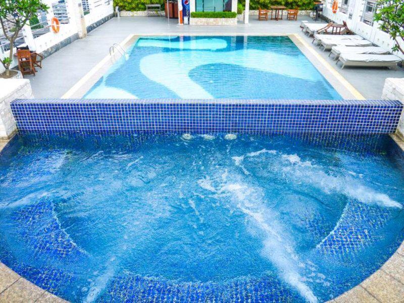 2226E90F5EB7EA1B8ACD869C61F4B456