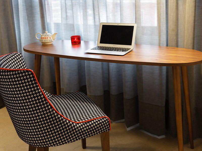 D9E4AC8631F21481B92BFD13C432779C