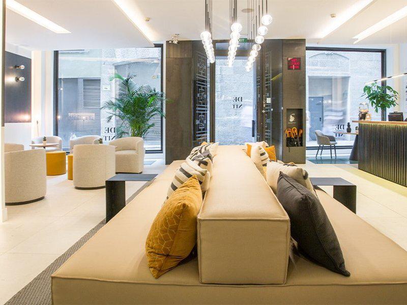 A9C01395FD24A56BA8E12977A8CF885B