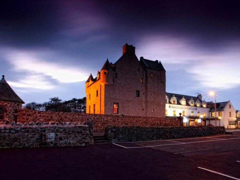 60AF042294A96D87F88106FBA5CE4A00