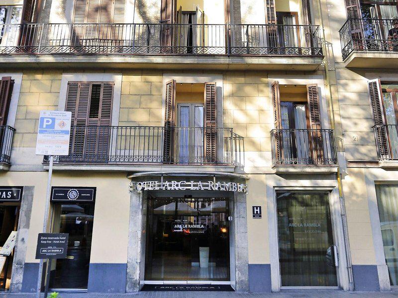 A33954C8299B706FF092E83D398B850F