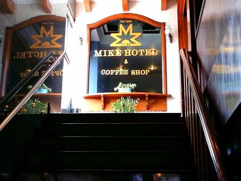 D33CBDA84389D7064A38FD846B3FB681