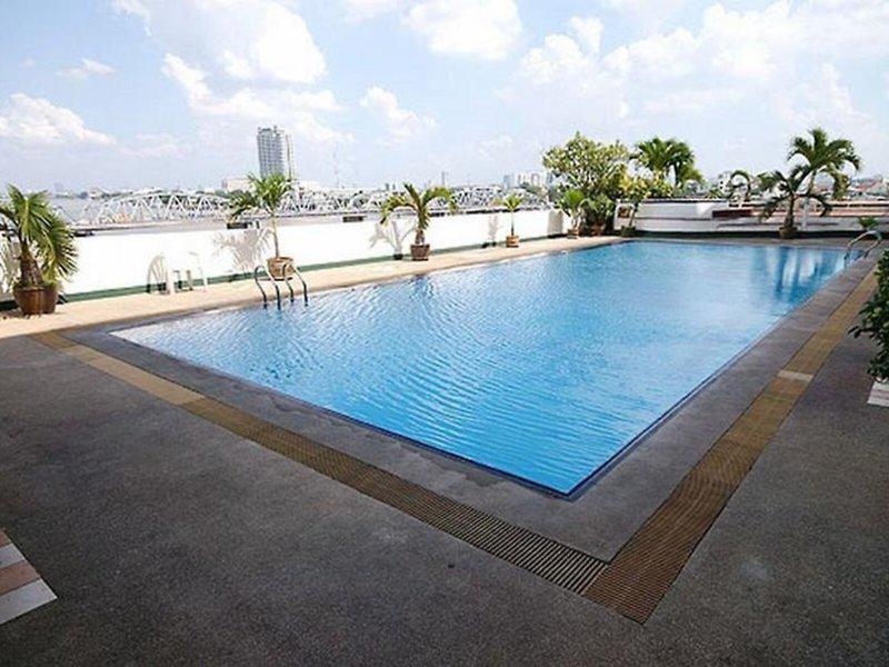 365261F16479655BAE04A96C41BBF6D1