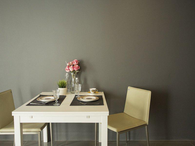 BAD81D27BBD8549F376C8C0DB0979FEB