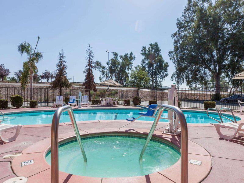 F383588384E5A2DEA9A7157482CB30D6