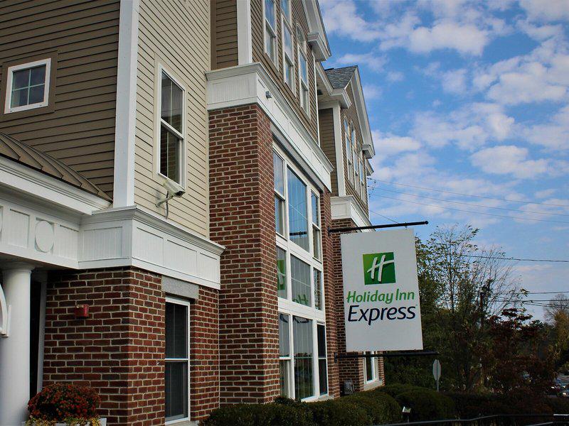 DC9DE983D4D26520E79BC5699ADB241F