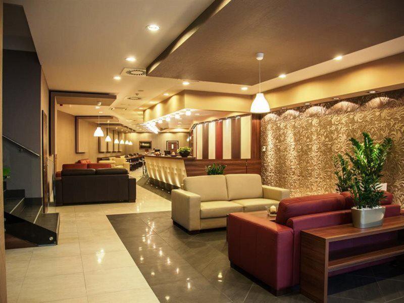 D4204D5307F0175D370A902E1B62A2FC