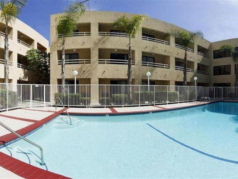 8BA807363FD8A851605F8B47CD73A817