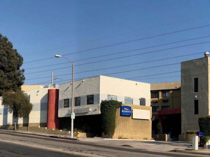 FCB9D57B96A9F54F332B8D16DE040070