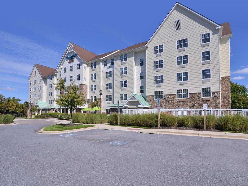 FDEDD8F58E6052A9B051DB59430DDD0D