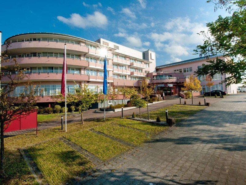 B99CD6D12D60D092C8FFDFF7A3BAFB26