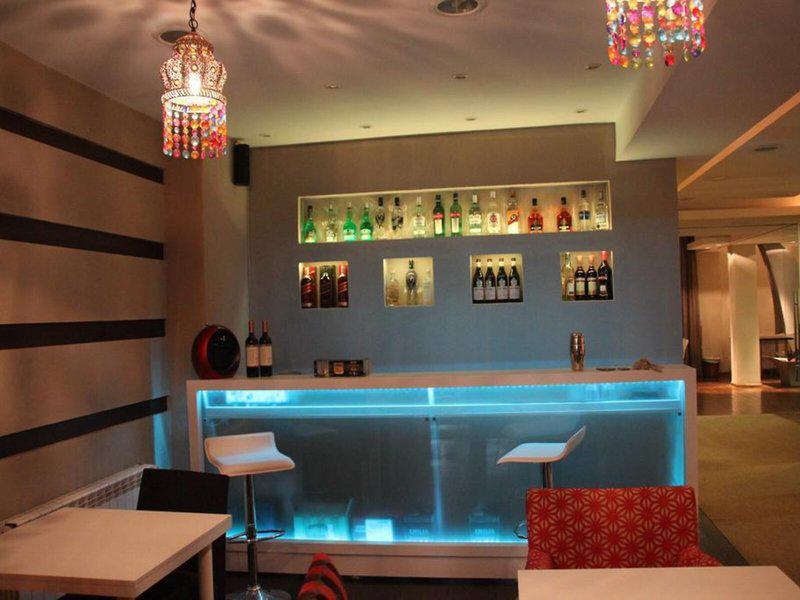 1B4AA7E40C1FBBB0F6556D225977BE2D