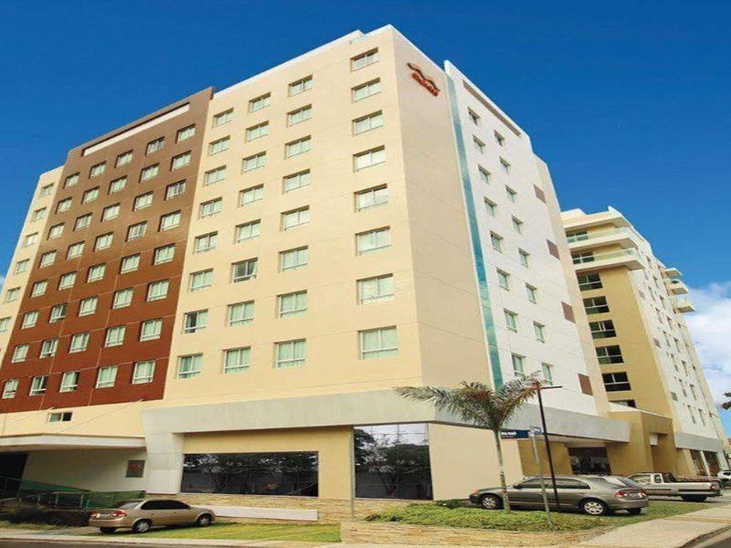 39D8694FAC6FEA027F95C77C2A75640C