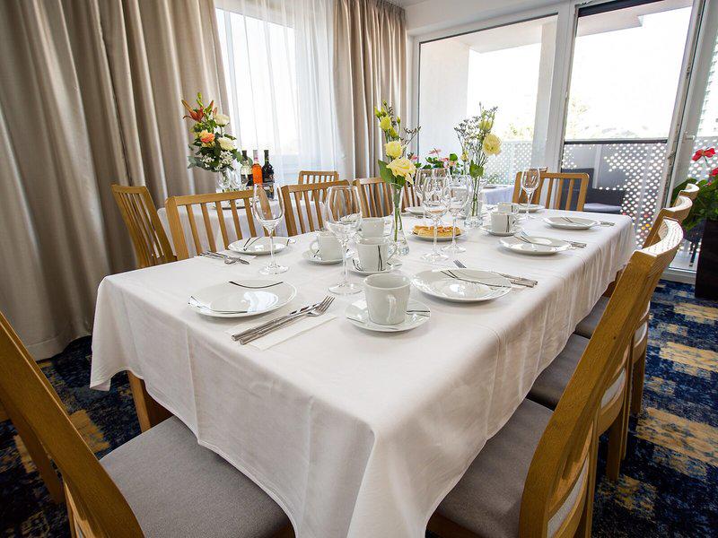 D592908E06B612F14E1E5144E2BB2108