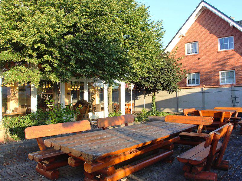 CE6306D928A560D6938ACE5701226577