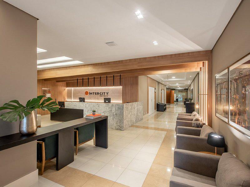 68B3DBA72F817C765875613D8C30C880