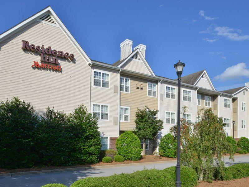 D62EEDBE6C6B7CE2B1DF70F9575CBAA6