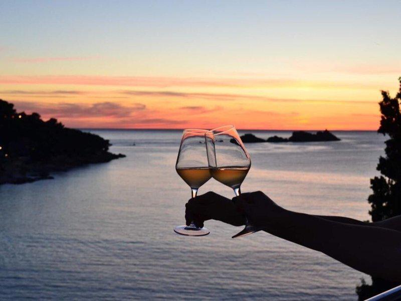 A8A4DDF6E99C2073C6501DD372707196