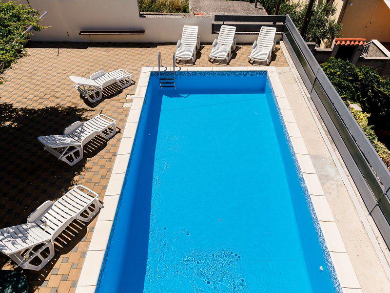 31DDA63964D857236628F711F62F4AD5