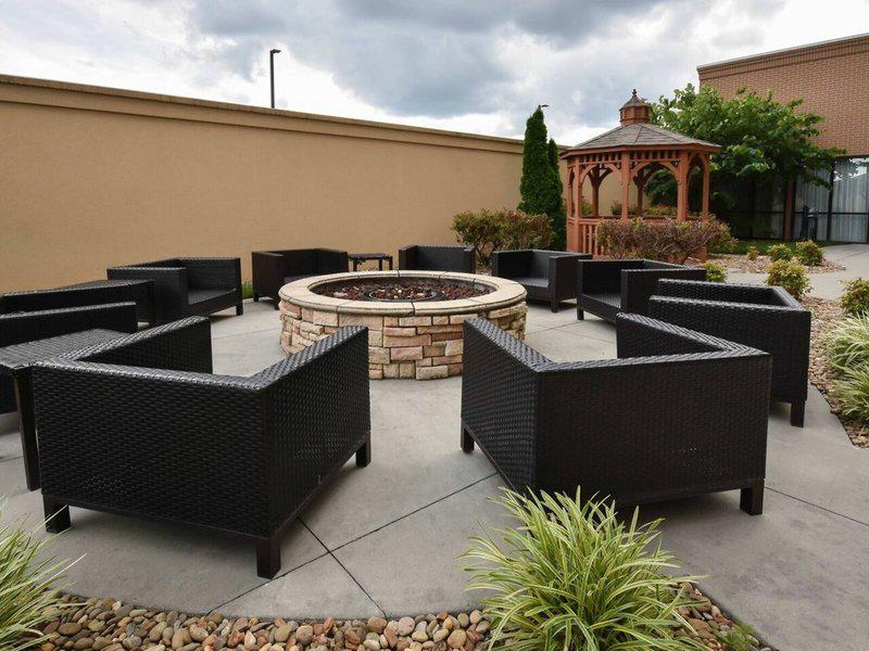 26D75825E4E112376A09E3401205BC52