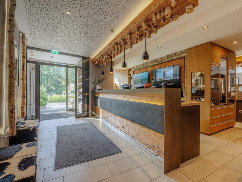 C8F6B25AE188DEFA6F5B0E6D0B34C432