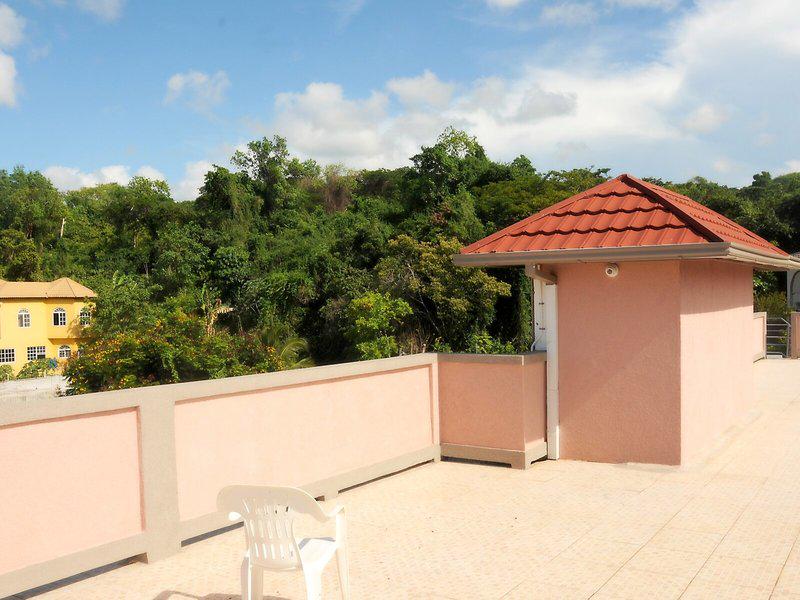 FA2DEDA43D0536D082FD2D1E4998998C