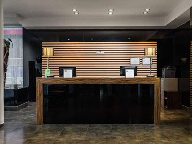 FDE4949C9AC5525D1C0C87361FEEF944