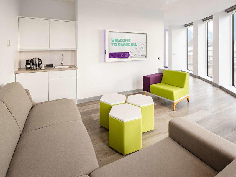 42086C8EEADF6897D87D8A129F5ABC17