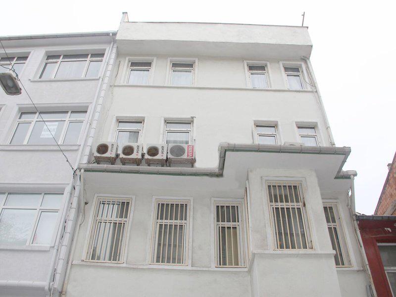 D7DB11BF17CB9A428B04B3705C6D4C11