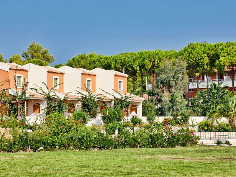 0CBB9700A2EE0C6B49A9260087EF5327