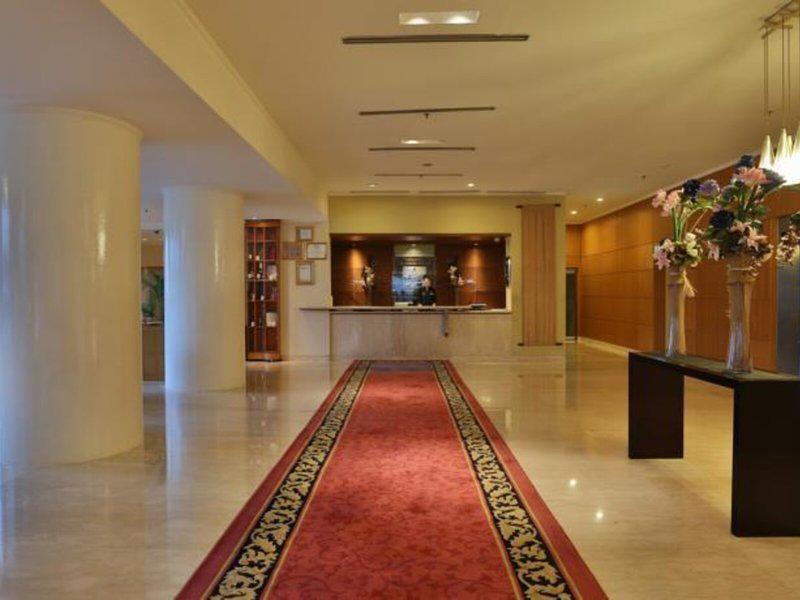 C8E853C21E63F098D384676800FEDBCC