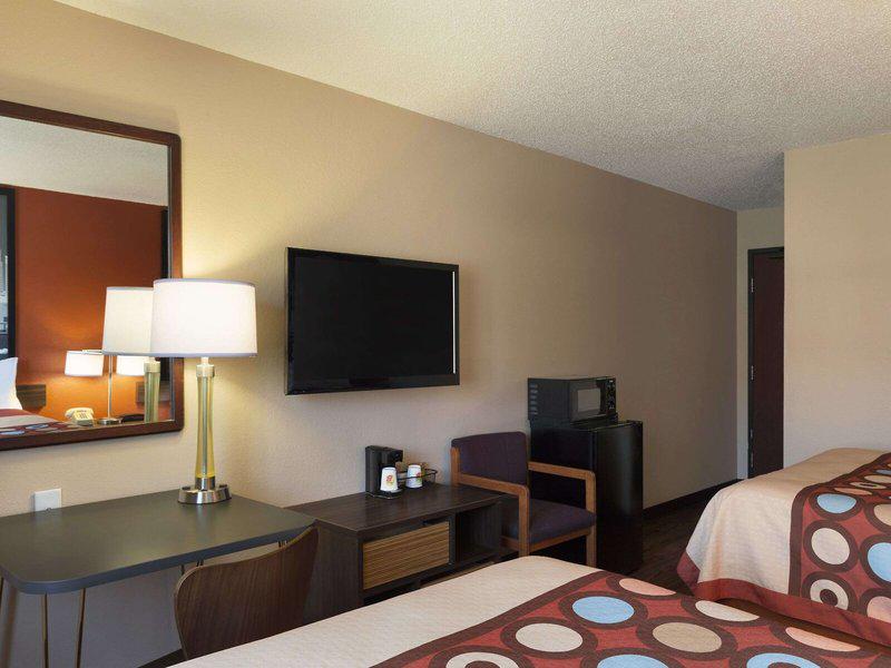 3C49FAD6F77903A295069B6990D6A2B4