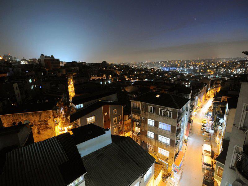 8D3C3E0747F64E7350B49D76B1530243