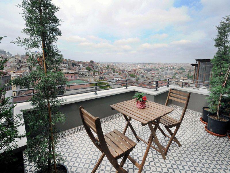 57CE3687C8881D6195927EADFA5A7521