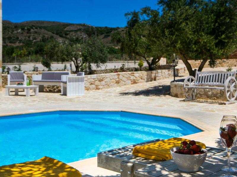 6C46111BB08C6D861F8D17ED47964702