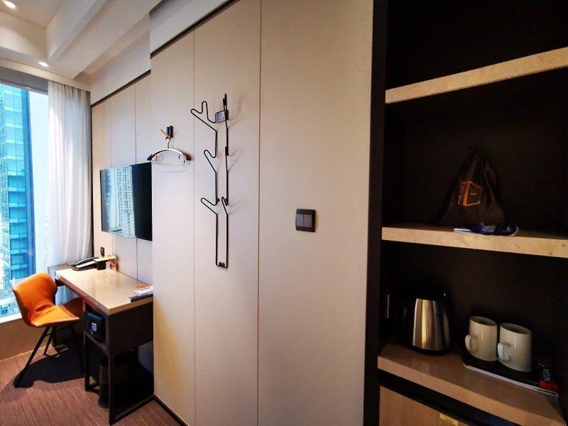 12F1A03243E3EC7DCD8A1A084134C802