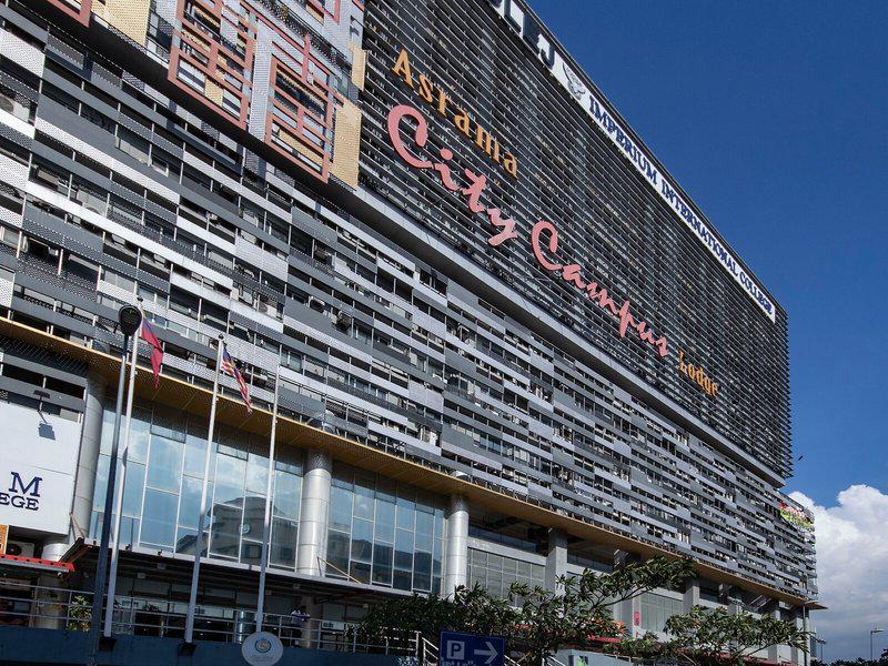 9B67EFF49449FEA00DB7FEC2F04E4AC8