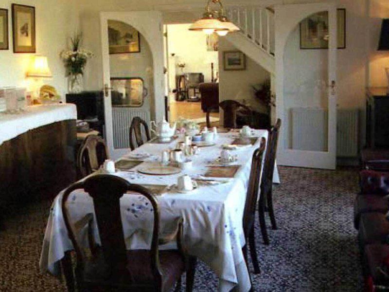 27E841423F4BD1E9C68E71ADC6FCC1B7