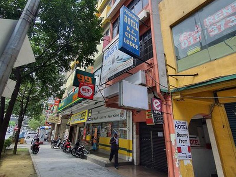 552E99BA4E5B803FC2567BBEEA16428F