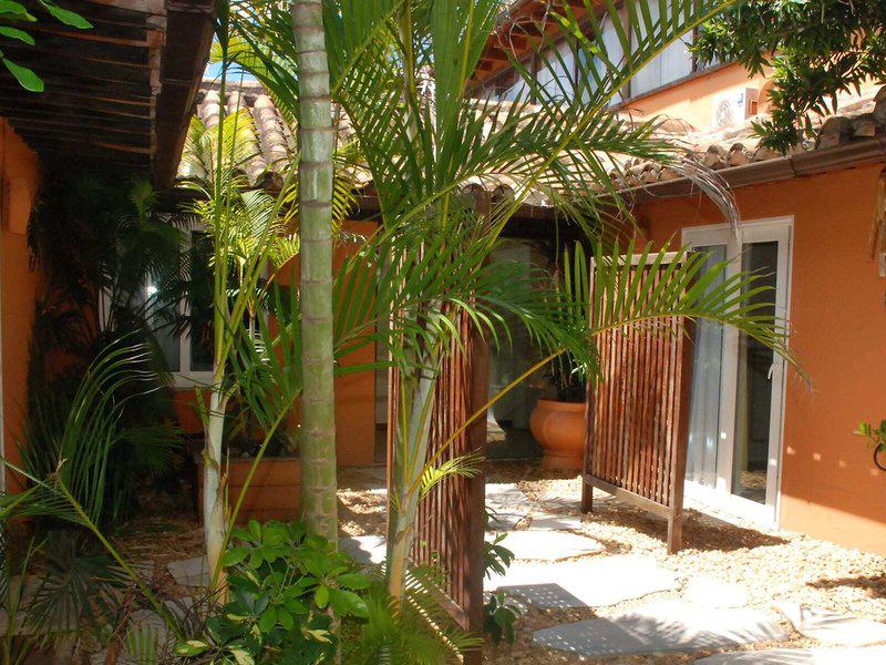 6BC540CA327F961AB52A1D0F9DC00EA0